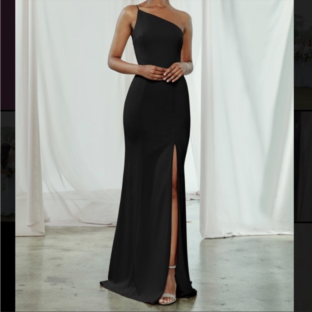 Amsale Sloan gown in black crepe